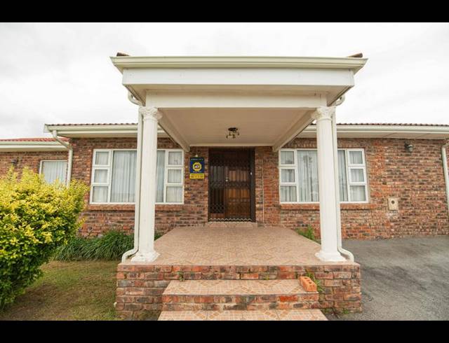 3 BEDROOM HOUSE FOR SALE IN ROWALLAN PARK